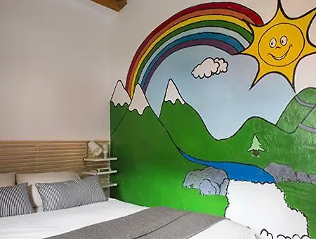 La Casa De Enmedio * San Vicente del Valle