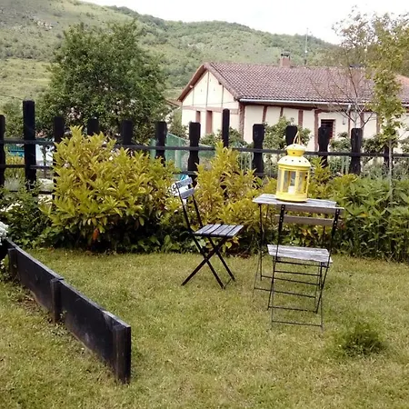 La Casa De Enmedio * San Vicente del Valle