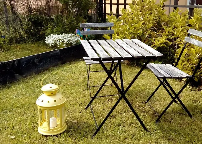 La Casa De Enmedio *