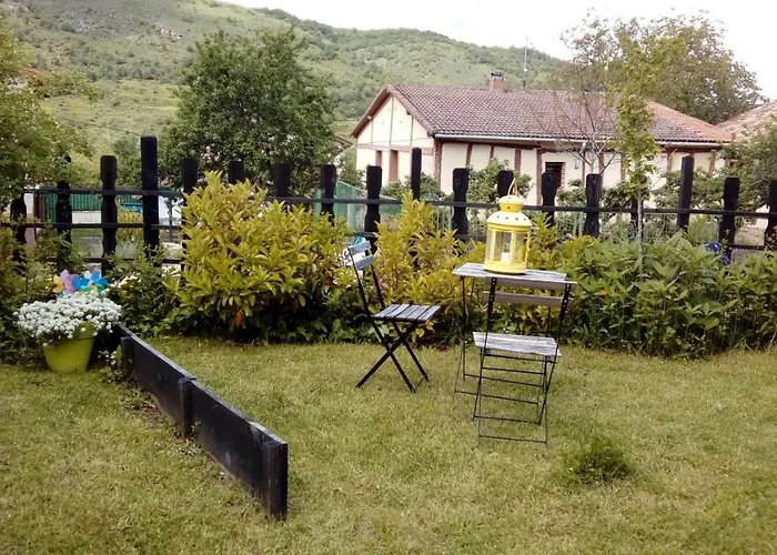 La Casa De Enmedio * San Vicente del Valle